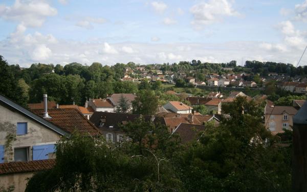 Appartement à louer    1 pièce •  Neufchâteau