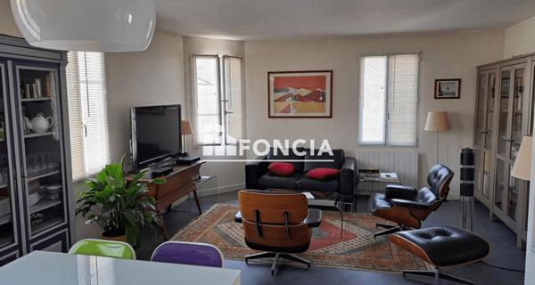 Location Appartement 3 pièces 62 m² - Rochefort 17300