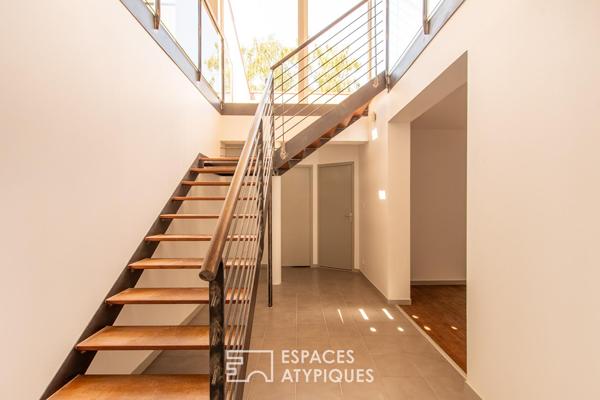 Loft contemporain avec terrasse en centre-ville