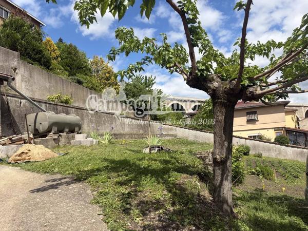Terrain de 408 m²