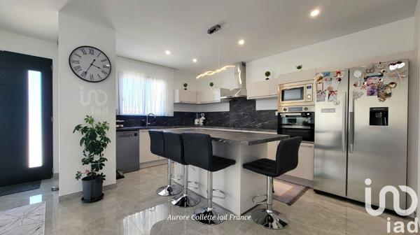 Maison 4 pièces de 117 m² à Ginestas (11120)