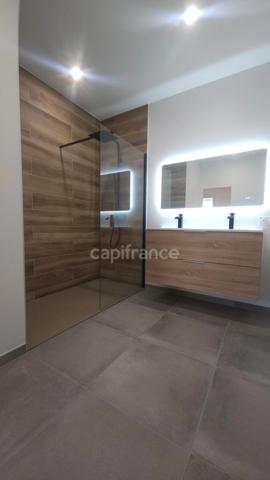 Appartement à vendre T2 - 53M2 - TERRASSE - CAVE 12.55 M2 - CENTRE AIX LES BAINS (73)