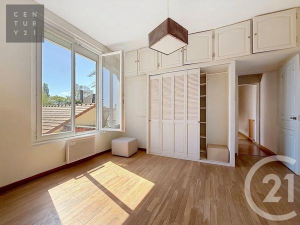 Maison à vendre  5 pièces - 117 m 2   TROYES  - 10