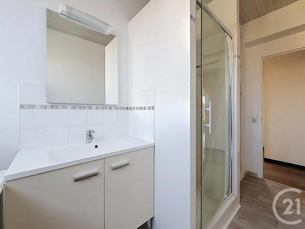 Appartement F3 à vendre  3 pièces - 68,20 m 2   REIMS  - 51