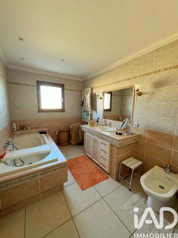 Maison à vendre 7 pièces 235 m² Casteljaloux