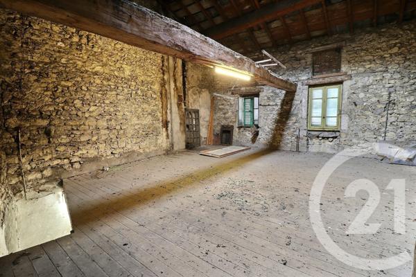 Maison à vendre  5 pièces - 104 m2 TORCIEU - 01