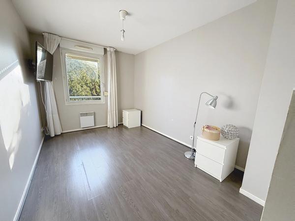En exclusivité – Appartement T4 avec balcon et parking à Vétraz-Monthoux