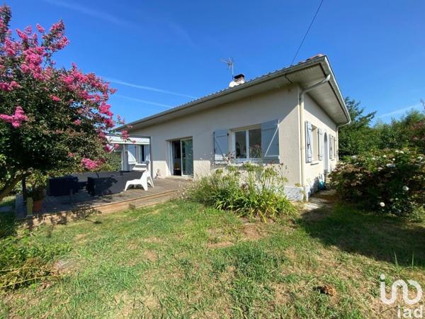 Maison 5 pièces de 145 m² à Saint-Martin-de-Hinx (40390)