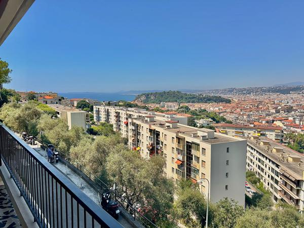 Exclusivité : Nice Mont Boron (06300) : Appartement 2/3 pièces d'environ 55 m2 + cave (Possibilité Parking en sus)
