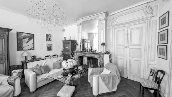 Château – 5 pièces de caractère – 399.000 € fai