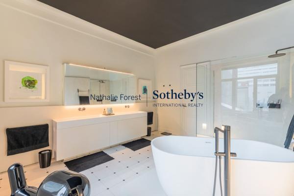 Vente Maison de luxe Lille 14 Pièces 453.39 m²