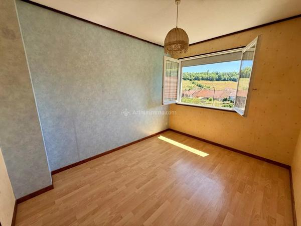 Vente                                                      Maison
                        
                     6 pièces                      127 m2                     à Illoud