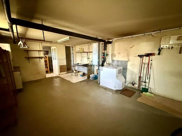Vente                                                      Maison
                        
                     6 pièces                      127 m2                     à Illoud