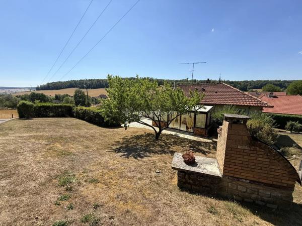 Vente                                                      Maison
                        
                     6 pièces                      127 m2                     à Illoud