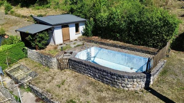 Vente                                                      Maison
                        
                     6 pièces                      127 m2                     à Illoud