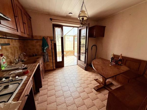 Vente                                                      Maison
                        
                     6 pièces                      127 m2                     à Illoud
