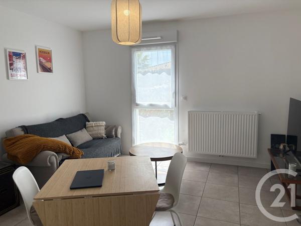 Appartement T3 à vendre  3 pièces - 61,40 m2 SAUBION - 40