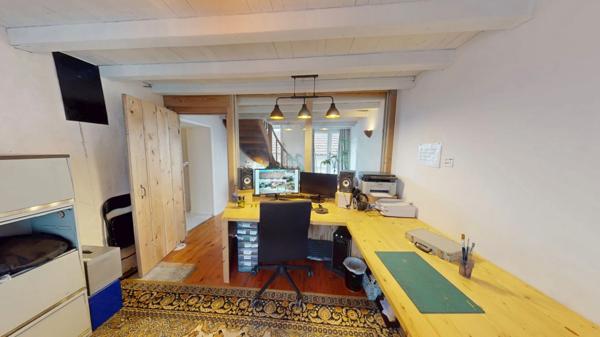 Charmante Maison en Pierre au coeur du village de Saint Maurice de Rotherens