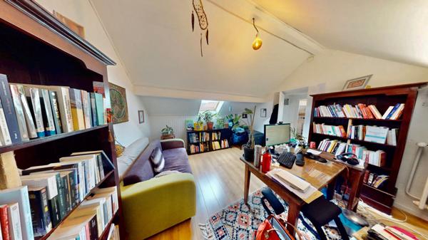 Charmante Maison en Pierre au coeur du village de Saint Maurice de Rotherens