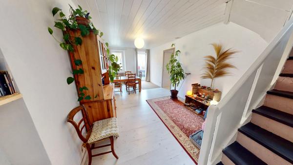 Charmante Maison en Pierre au coeur du village de Saint Maurice de Rotherens