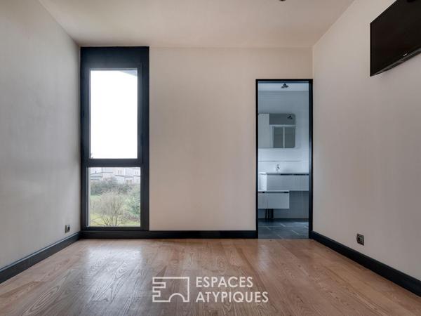 Duplex contemporain avec jardin