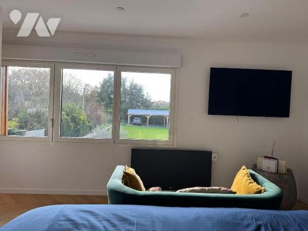 Belle maison rénovée à vendre à Dun-le-Poëlier (36) ? Lumineuse et spacieuse, entièrement rénov...