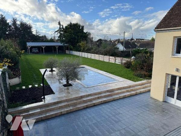 Belle maison rénovée à vendre à Dun-le-Poëlier (36) ? Lumineuse et spacieuse, entièrement rénov...