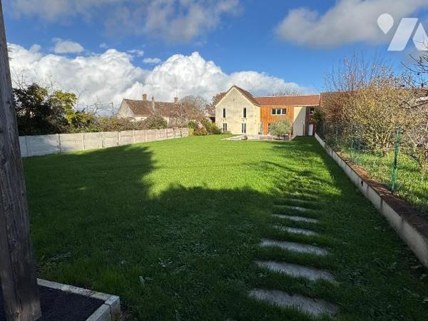 Belle maison rénovée à vendre à Dun-le-Poëlier (36) ? Lumineuse et spacieuse, entièrement rénov...