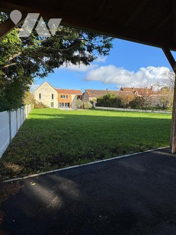 Belle maison rénovée à vendre à Dun-le-Poëlier (36) ? Lumineuse et spacieuse, entièrement rénov...