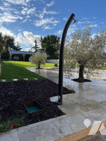 Belle maison rénovée à vendre à Dun-le-Poëlier (36) ? Lumineuse et spacieuse, entièrement rénov...