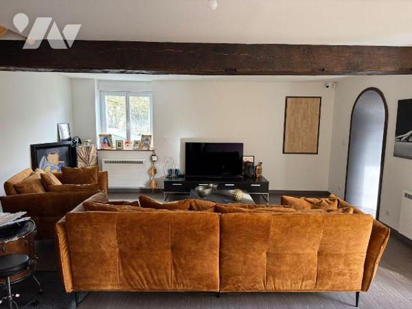 Belle maison rénovée à vendre à Dun-le-Poëlier (36) ? Lumineuse et spacieuse, entièrement rénov...