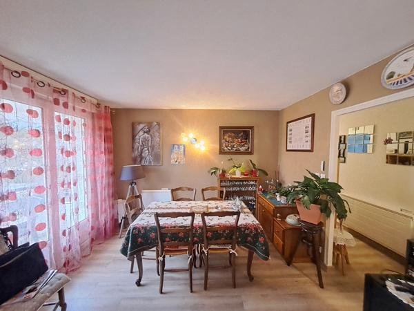 Appartement lumineux avec balcon et garage de 26 m² !
