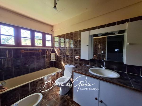 Maison à vendre en exclusivité 5 pièces BAIE MAHAULT (971)