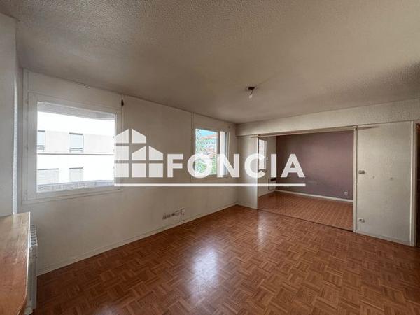 Location Studio 47.13 m² - 5 RUE NICOLAI Lyon 69007