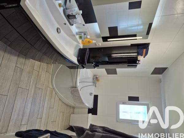 Maison à vendre 5 pièces 121 m² Villefagnan