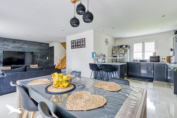 Maison à vendre 510 000 € Bezons 5 p 110 m² DPE D