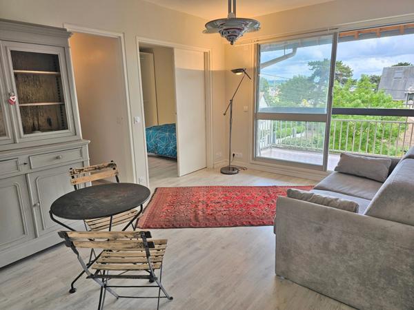 Cabourg – Vue mer, double balcon et ascenseur à 100 m de la plage