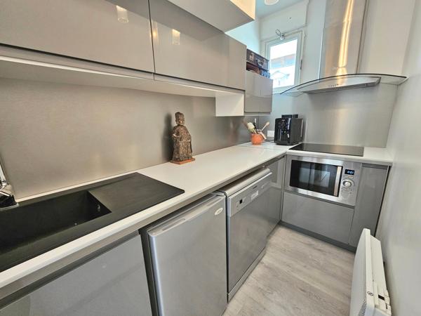 Cabourg – Vue mer, double balcon et ascenseur à 100 m de la plage