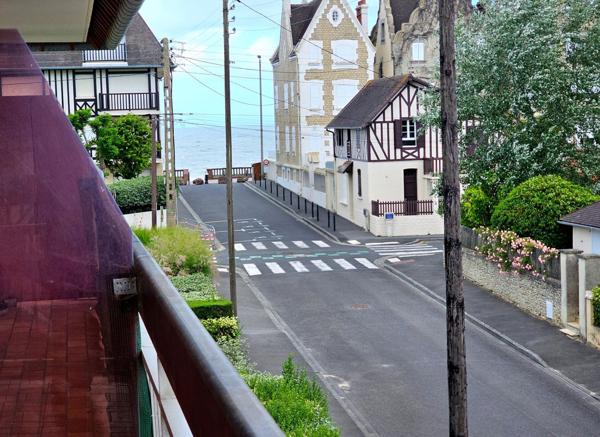 Cabourg – Vue mer, double balcon et ascenseur à 100 m de la plage