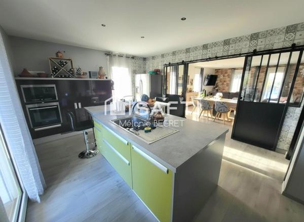 Maison à Marcheprime avec un grand terrain et piscine au calme