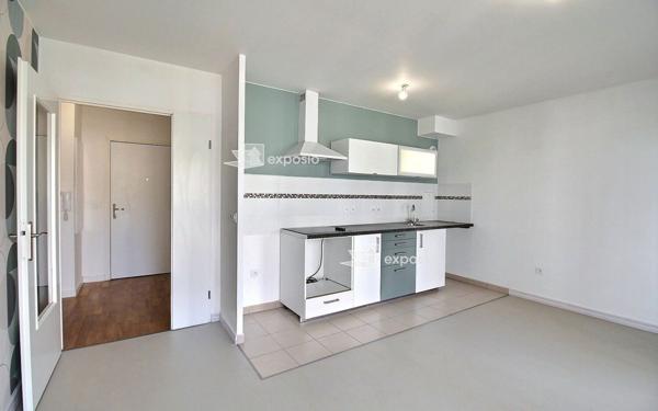 Appartement à vendre    2 pièces • 41,07 m2 Ris-Orangis