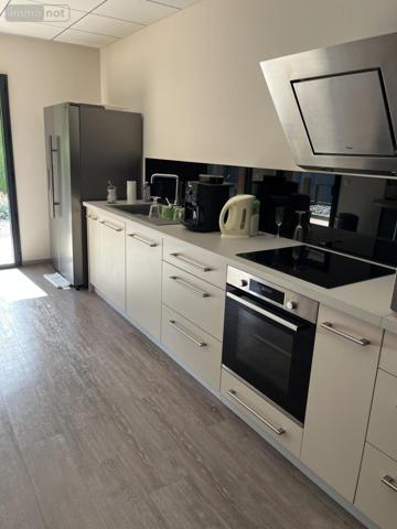 Fonds et/ou murs commerciaux à louer à Dole dans le Jura (39100), ref : 39034-L74