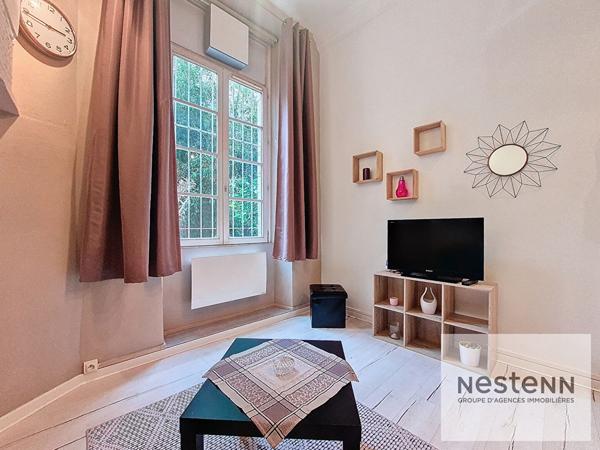 ORLEANS - BORDS DE LOIRE à 40M - T2 - PETITE COPROPRIETE - COUR INTERIEURE - VERITABLE COCON - EXCELLENT DPE D - REFAIT A NEUF