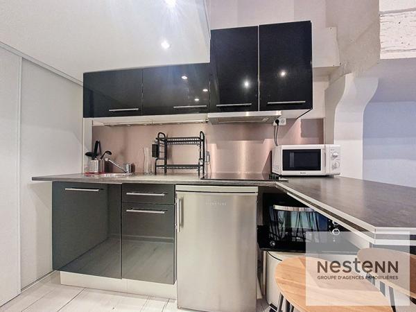 ORLEANS - BORDS DE LOIRE à 40M - T2 - PETITE COPROPRIETE - COUR INTERIEURE - VERITABLE COCON - EXCELLENT DPE D - REFAIT A NEUF