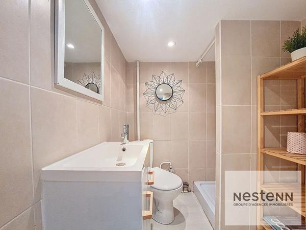 ORLEANS - BORDS DE LOIRE à 40M - T2 - PETITE COPROPRIETE - COUR INTERIEURE - VERITABLE COCON - EXCELLENT DPE D - REFAIT A NEUF