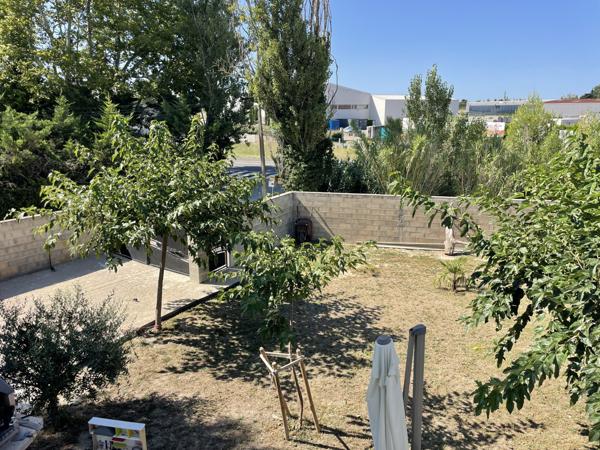 Le Thor (84250) Maison idéale famille – 4 chambres, suite parentale & jardin piscinable – Le Thor