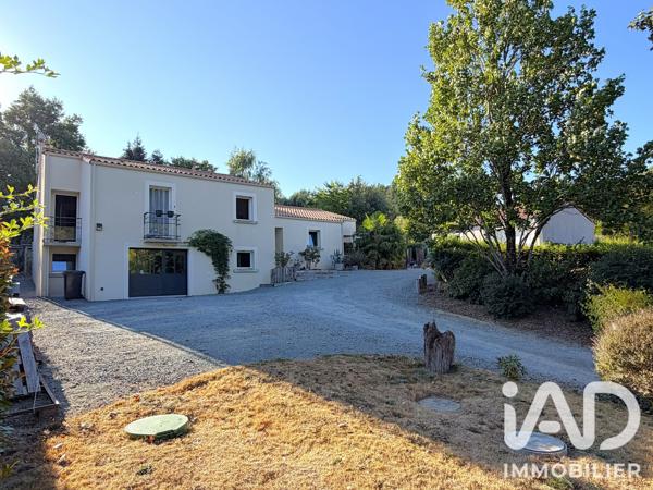 Maison à vendre 8 pièces 185 m² Cheffois