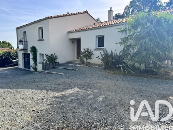 Maison à vendre 8 pièces 185 m² Cheffois