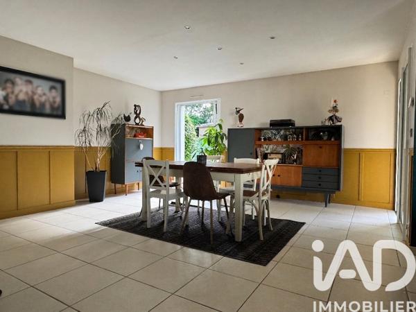 Maison à vendre 8 pièces 185 m² Cheffois