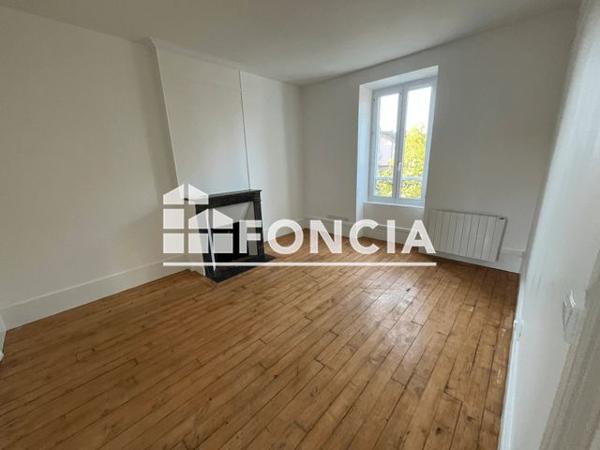 Location Appartement 3 pièces 51.7 m² - 52 AVENUE CARNOT Corbeil Essonnes 91100